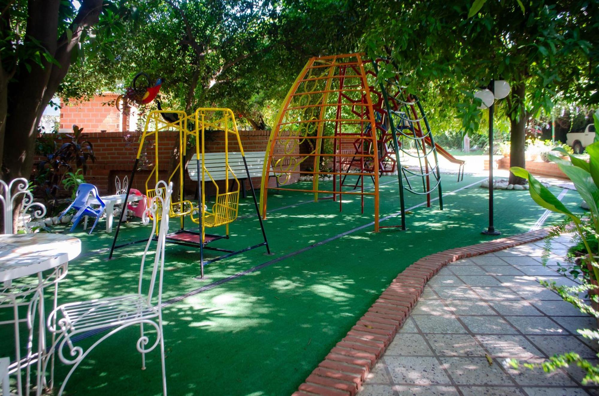 Hotel Boutique El Rancho Olivo Villamontes Extérieur photo